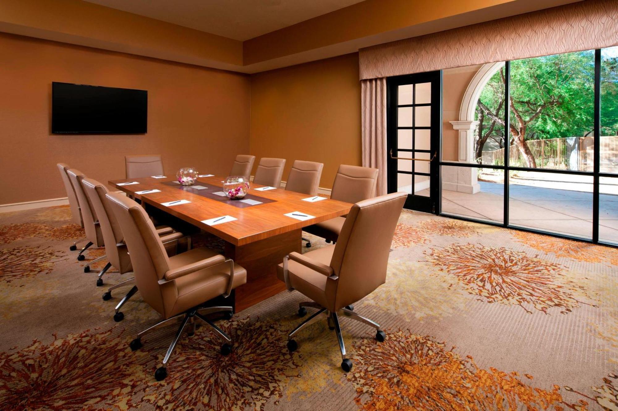 Resort The Westin La Paloma & 4*