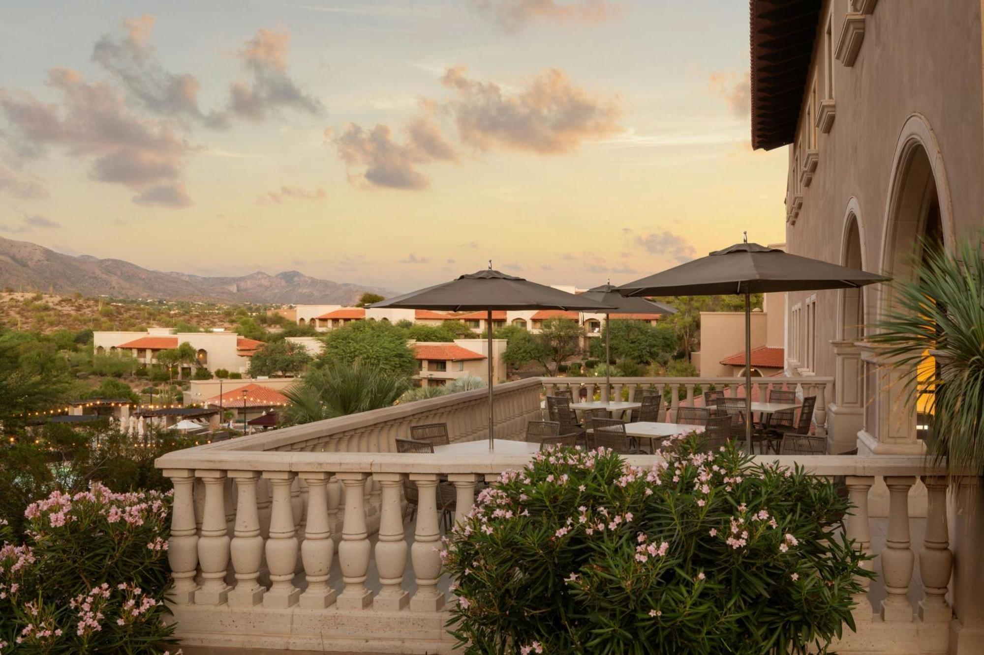 The Westin La Paloma & Resort Casas Adobes